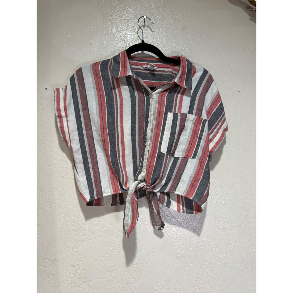Forever 21 Womens Red Navy Striped Tie Front Button Down Shirt Size M Short Slv